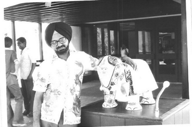Checking in the elephant at Colombo airport