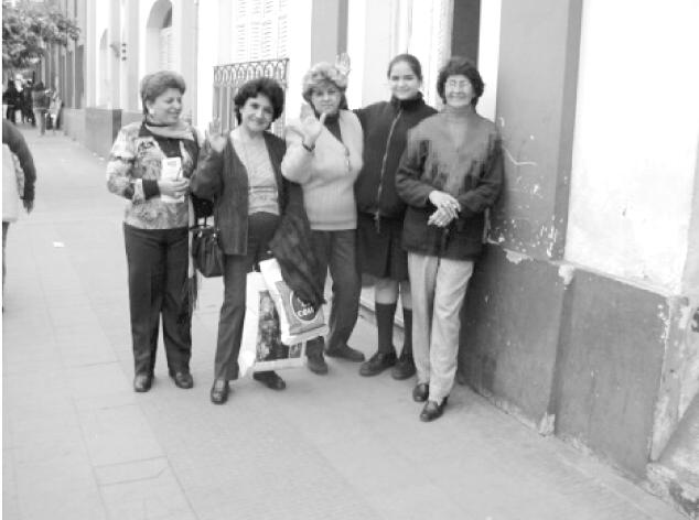 Jujey- ladies who have Sikh fathers;